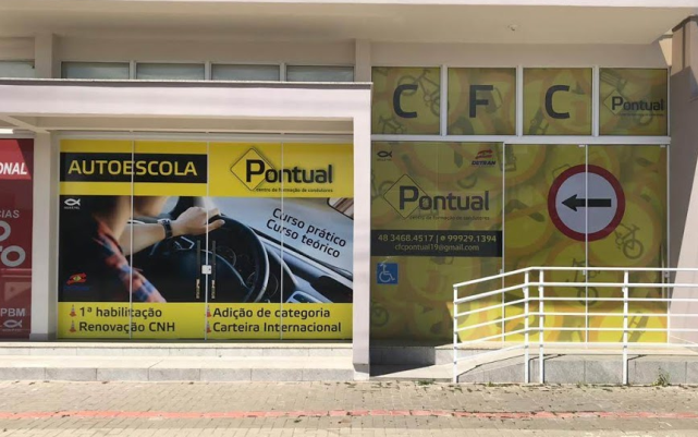 adesivo perfurado