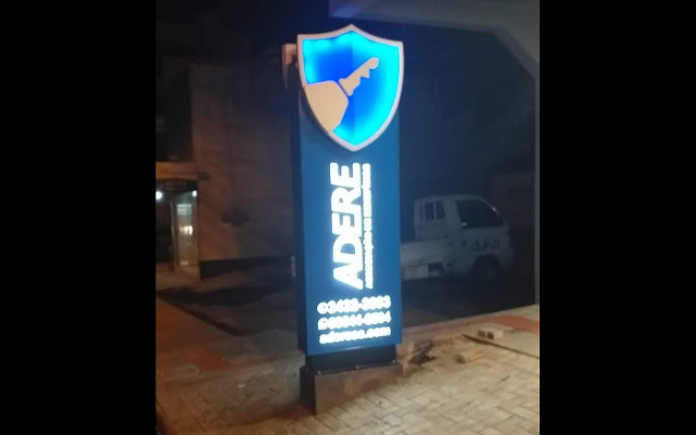 totem comercial